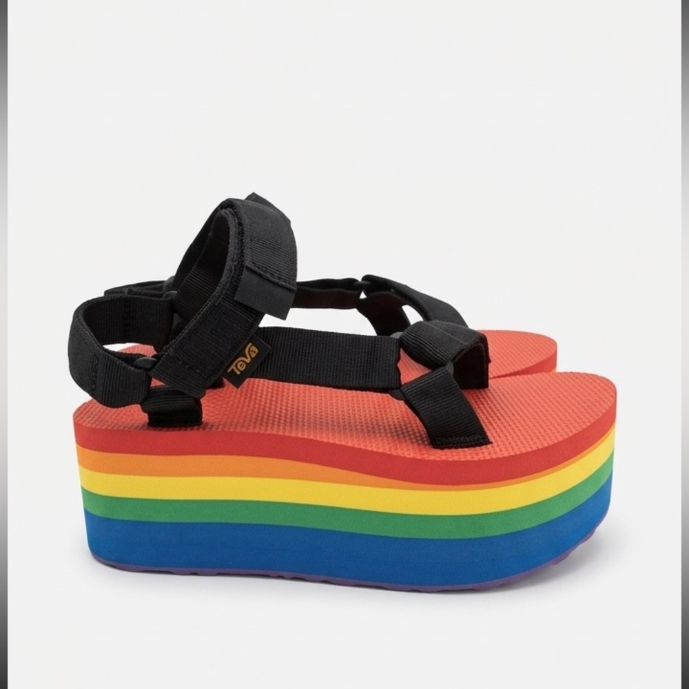 Teva Flatform Universal Rainbow Pride Platform Sandals 2.5”H Heel Womens Size 6